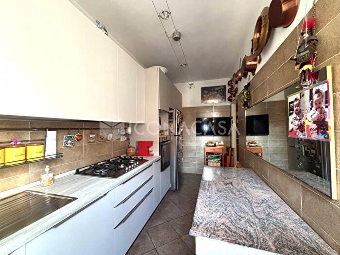 Case in Vendita e in Affitto - 3