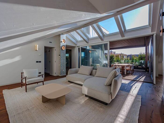 Casa con 6 locali in affitto in Corso Giacomo Matteotti, Cittadella, Torino