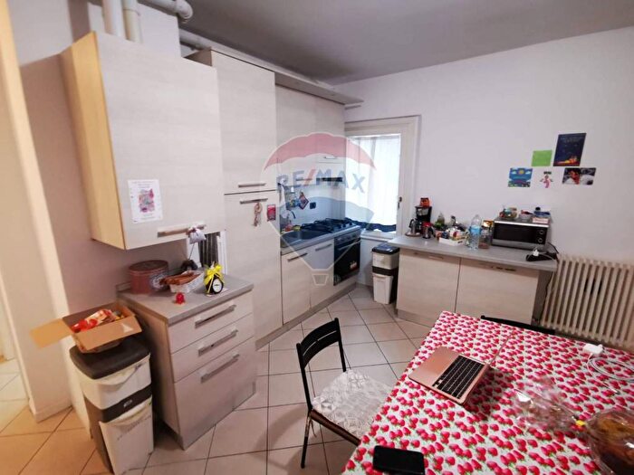 Appartamento trilocale in affitto in Via Degli Orti, Savena, Bologna