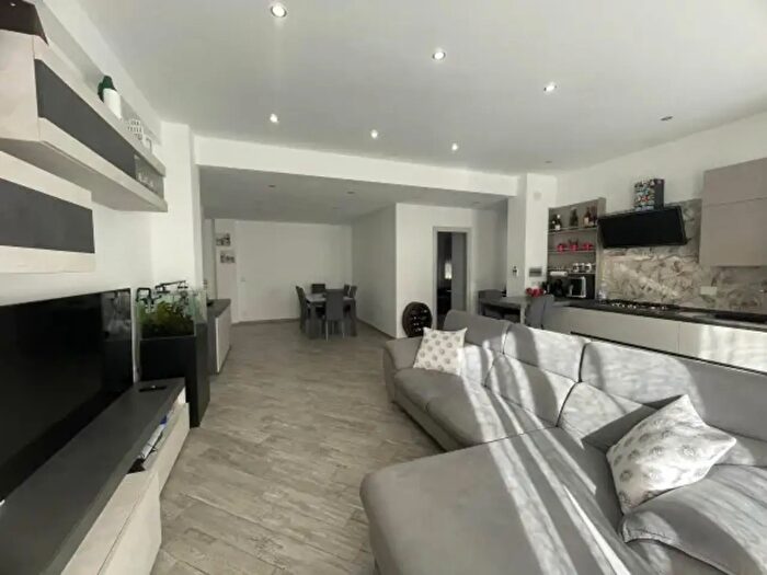 Appartamento quadrilocale in vendita in Via Lanzerotto Malocello, Genova