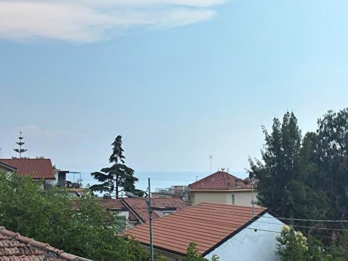 Appartamento bilocale in vendita in Strada San Giusto, Sanremo