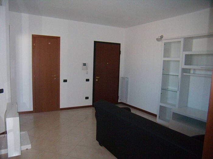 Appartamento bilocale in affitto in Via Roberto Tremelloni, Quartiere Adriano, Milano