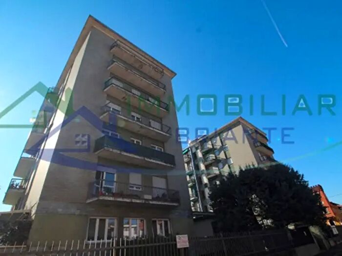 Appartamento trilocale in vendita in Via Andrea Costa, Gallarate