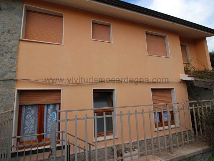 Appartamento quadrilocale in affitto in Gutturu e Flumini, Arbus