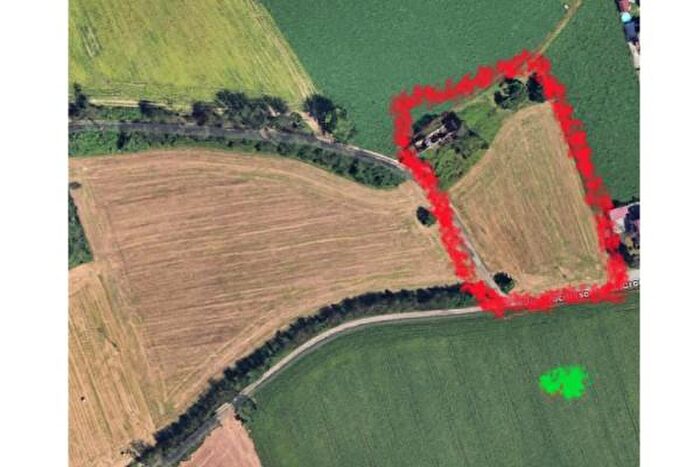 Casa quadrilocale in vendita in Via Crocifisso, Dairago