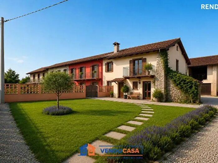 Casa quadrilocale in vendita in Frazione San Giovanni, Cherasco