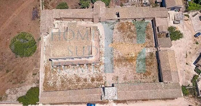 Casa in vendita in Scicli, Noto