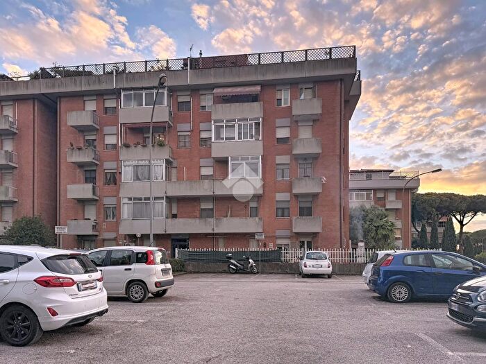 Appartamento trilocale in vendita in Via Marzo, Collesalvetti