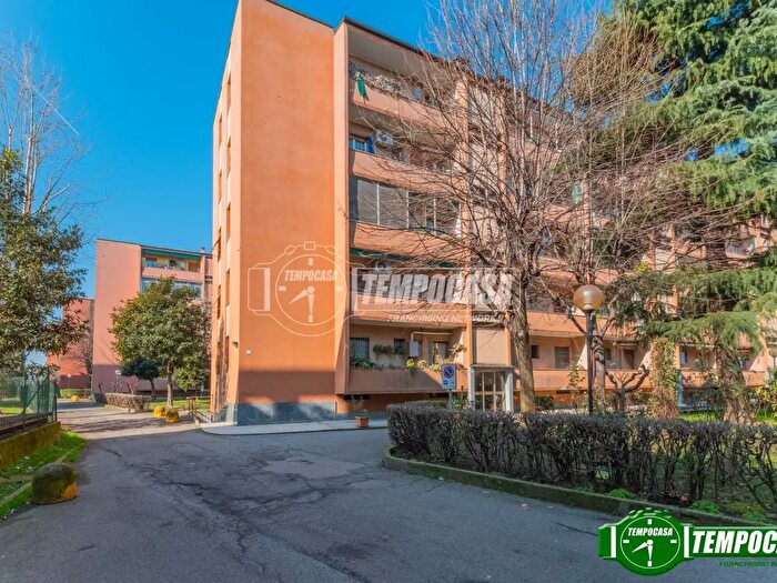 Appartamento quadrilocale in vendita in Via Cogne, Milano