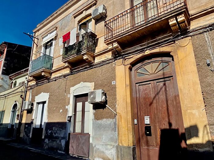 Appartamento bilocale in vendita in Via Cosentino Sava, Catania