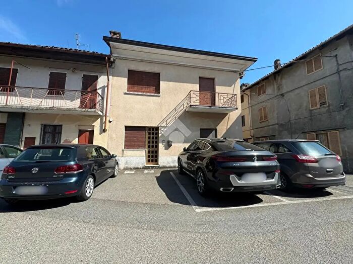 Casa con 7 locali in vendita in Via Giuseppe Allievo, San Germano Vercellese