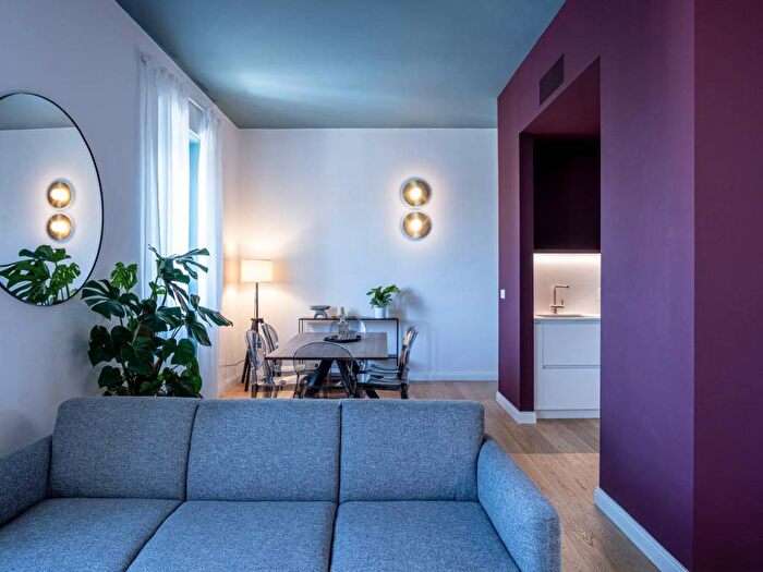 Appartamento quadrilocale in affitto in Via Trincea delle Frasche, Corso San Gottardo, Milano