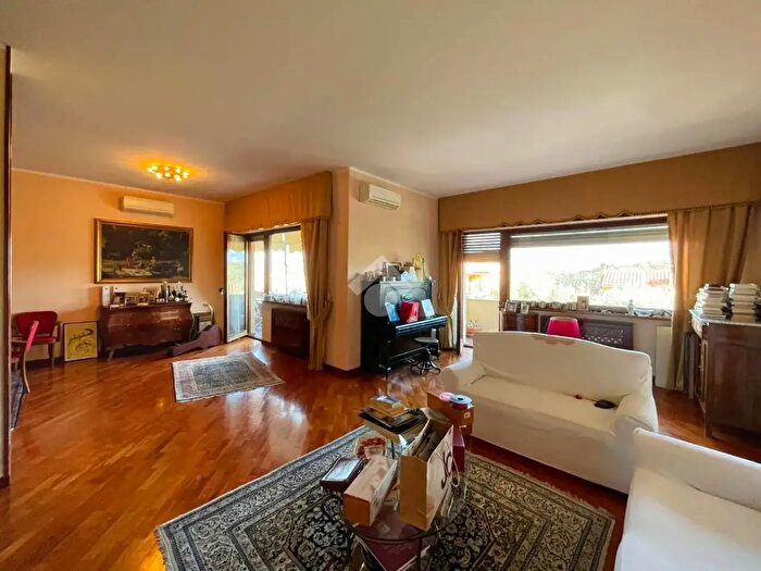 Appartamento quadrilocale in vendita in Via Nazionale, Carolei