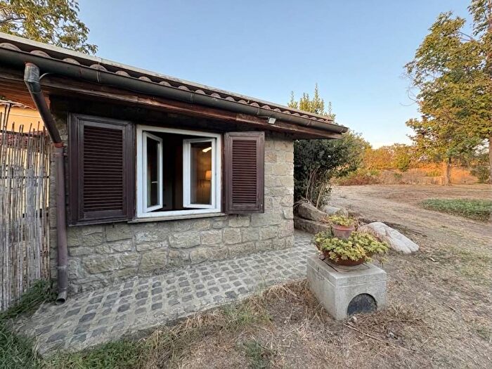 Appartamento bilocale in affitto in Via dei Piani di Costa Rotonda, Castagnole Due Santi, Marino