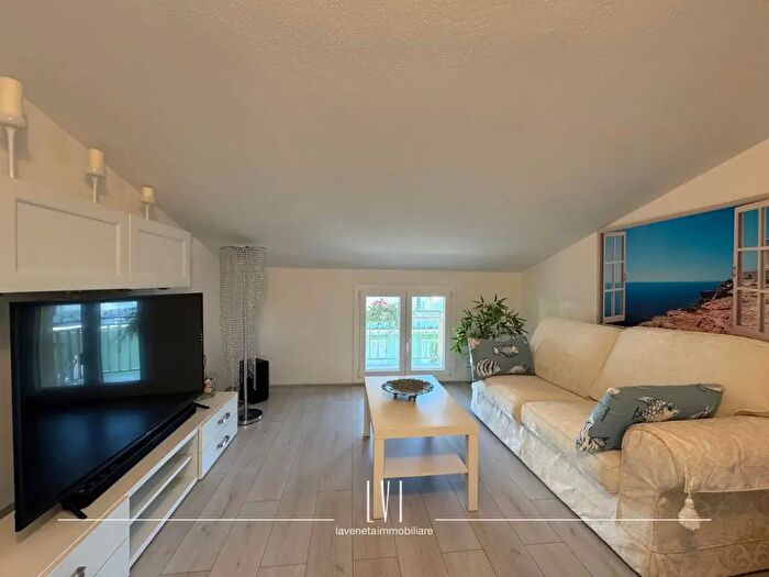 Appartamento con 6 locali in vendita in Via Antonio Canova, Caorle