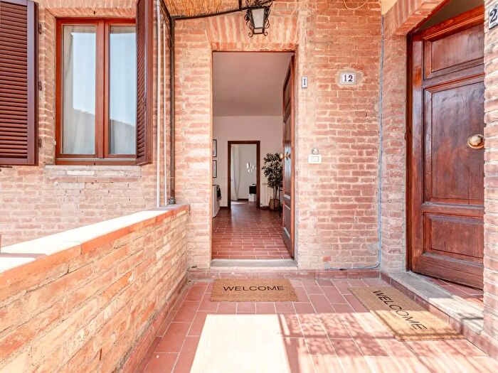 Appartamento quadrilocale in vendita in Strada Grossetana, Siena