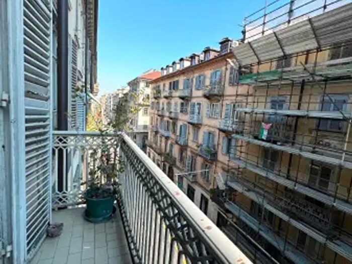 Appartamento quadrilocale in vendita in Via Principe Tommaso, Torino