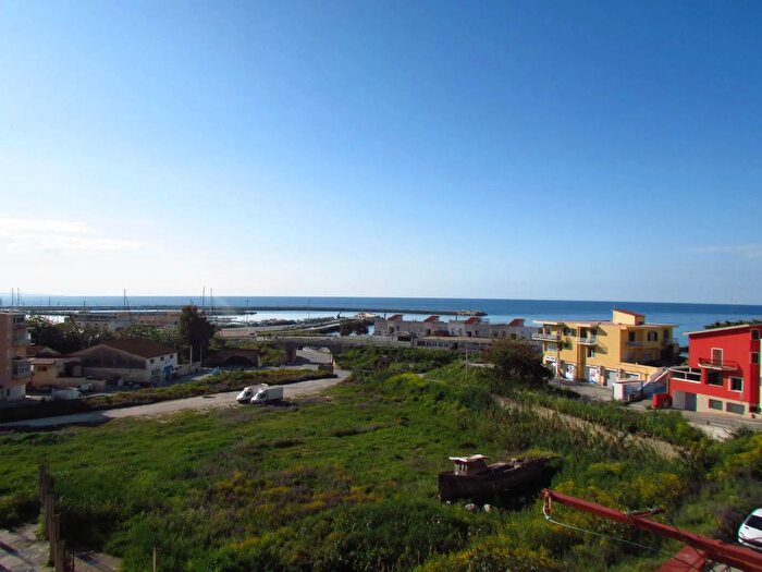 Appartamento con 6 locali in vendita in Via Alighieri Sciacca, Sciacca