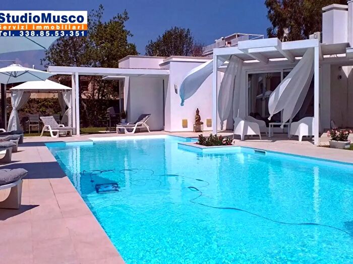Casa con 5 locali in vendita in Lungomare Circe, San Felice Circeo