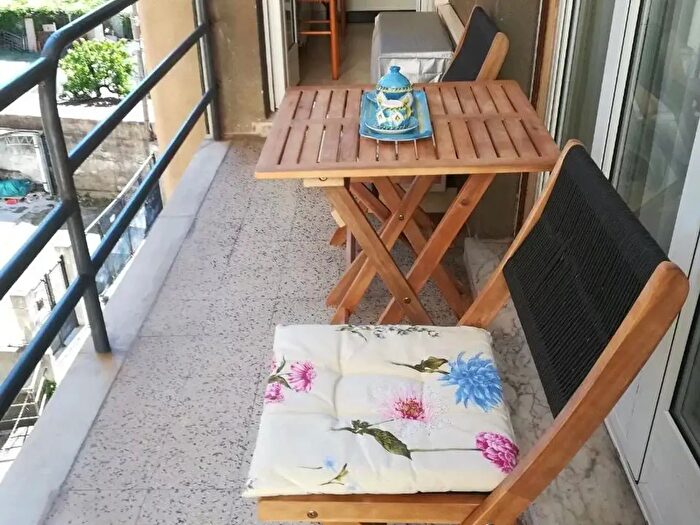 Appartamento con 5 locali in vendita in Vallecrosia