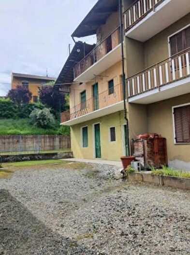 Casa quadrilocale in vendita in Via Scarmagno, Scarmagno