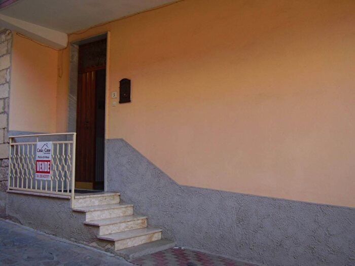 Casa quadrilocale in vendita in Via Spagna, Centro, Tursi