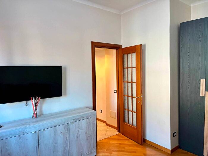 Appartamento trilocale in affitto in Via Nicola Palmieri, Cermenate Abbiategrasso, Milano