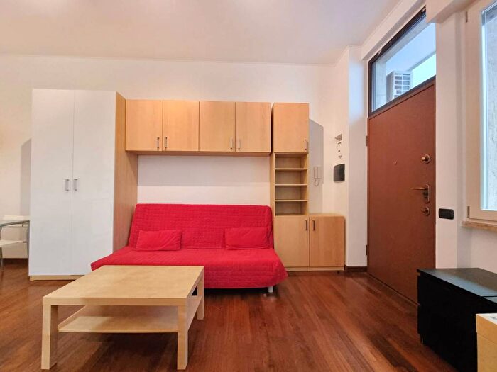 Appartamento monolocale in affitto in Via Cenisio, Cenisio, Milano