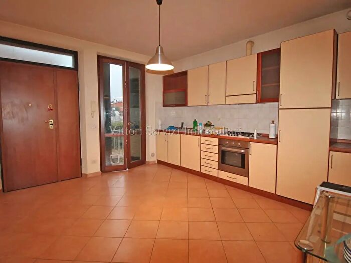 Appartamento bilocale in vendita in Via Primo Maggio, Torrita Di Siena