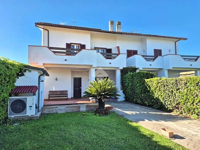 Casa trilocale in vendita in Marina Velca Mare, Tarquinia