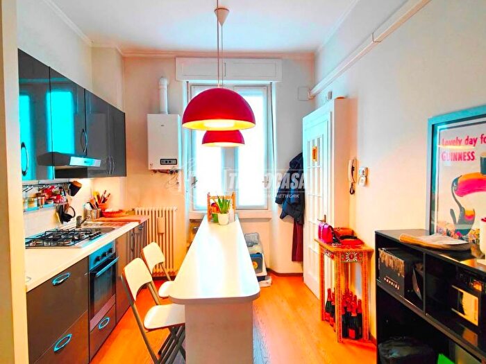 Appartamento bilocale in affitto in Via Paolo Lomazzo, Paolo Sarpi, Milano