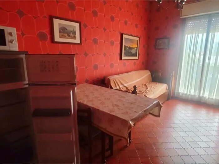 Appartamento bilocale in vendita in Via Caviglia, Ceriale