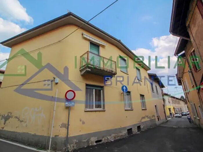 Appartamento bilocale in vendita in Via Firenze, Casorate Sempione