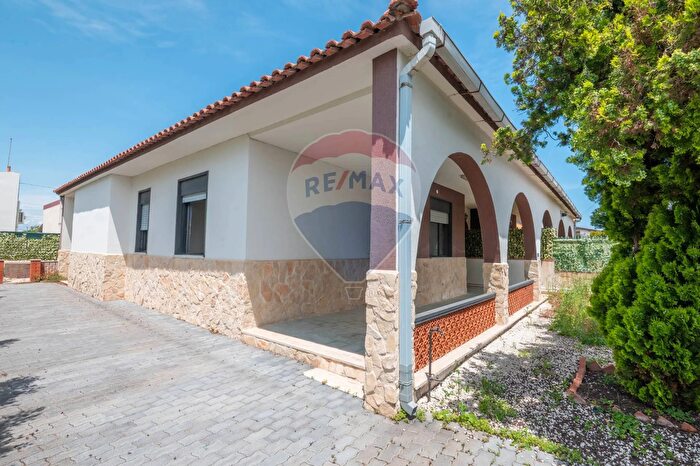 Casa con 5 locali in vendita in Agnone Bagni Via delle Gardenie, Augusta