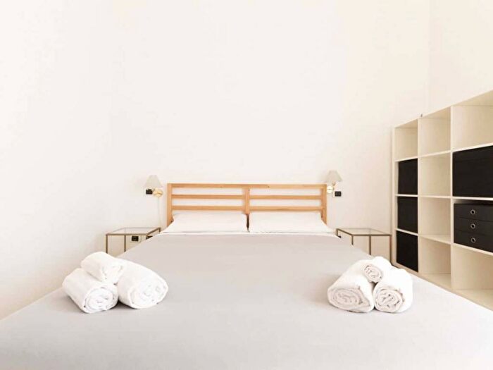 Appartamento bilocale in affitto in Via Giovanni Battista Piranesi, Porta Vittoria, Milano