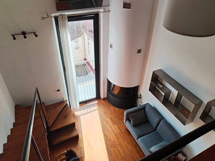 Appartamento trilocale in affitto in Porta al Prato San Jacopino, Firenze