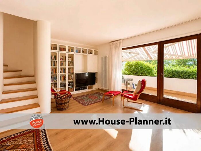 Casa con 5 locali in vendita in Via della Fornace, Trento