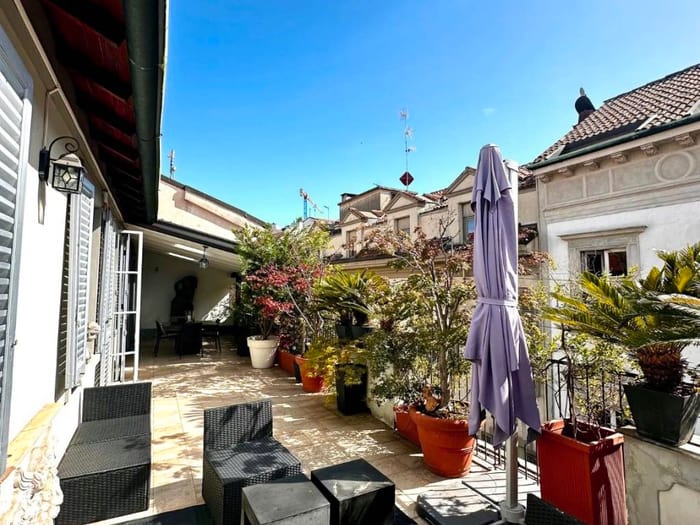 Casa quadrilocale in affitto in Via Bigli, Scala Manzoni, Milano