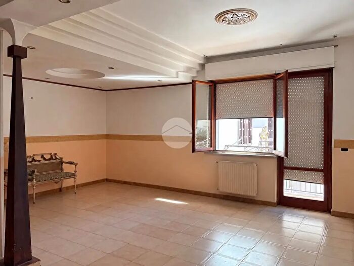 Appartamento trilocale in vendita in Via Napoli, Villaricca