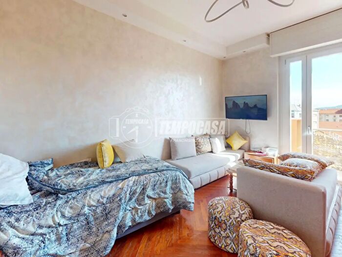 Appartamento bilocale in vendita in Via Borgosesia, Torino