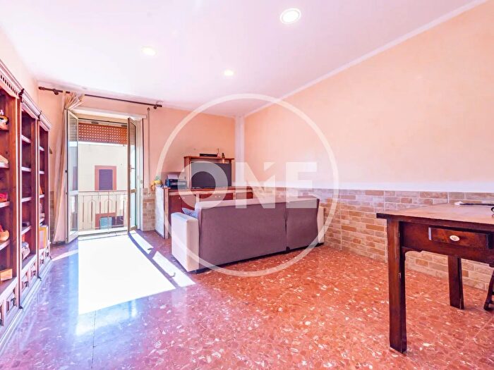 Appartamento quadrilocale in vendita in Via Treglio, Roma