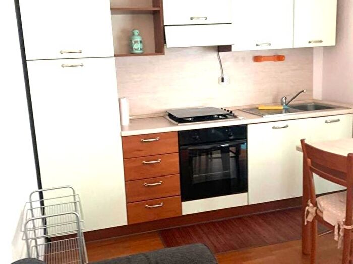 Appartamento bilocale in affitto in Q, Ancona