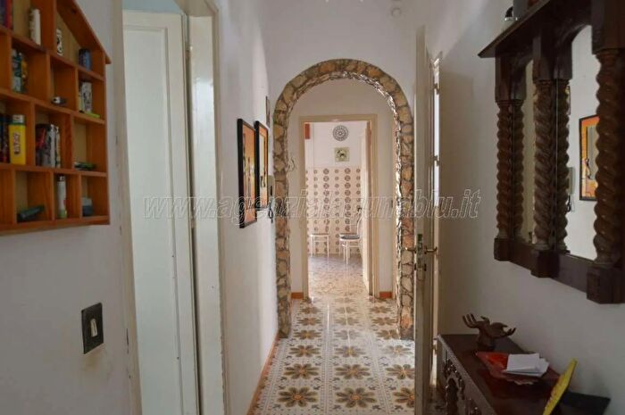 Casa con 7 locali in vendita in Via Volturno, Mazara Del Vallo