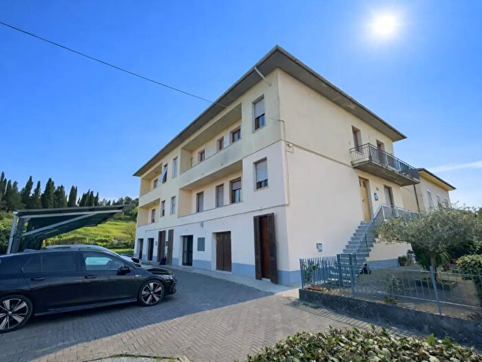 Appartamento con 5 locali in vendita in Via Tosco Romagnola Est, San Miniato