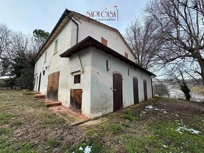 Casa con 6 locali in vendita in Riolo Terme