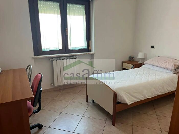 Appartamento con 5 locali in affitto in Via De Virgilis, Chieti