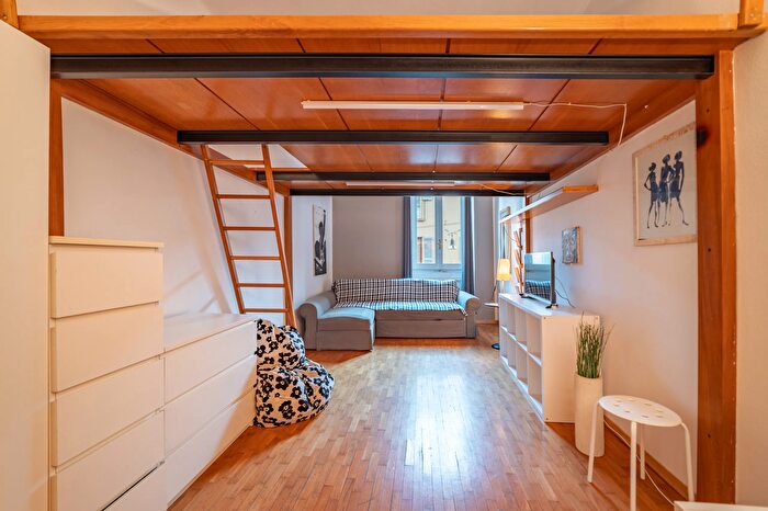 Appartamento bilocale in vendita in Corso di Porta Ticinese, Milano