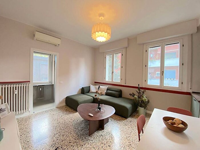 Appartamento bilocale in affitto in Via Bernardino De Conti, Dergano, Milano