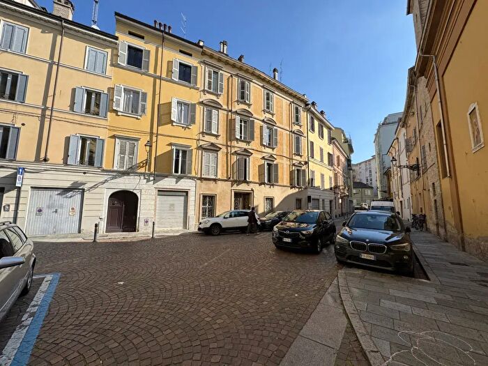Appartamento bilocale in vendita in Borgo della Posta, Parma