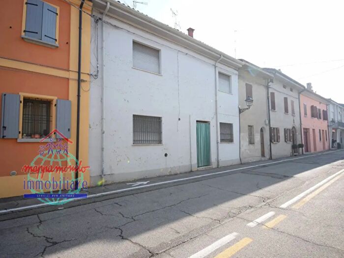 Casa con 8 locali in vendita in Via Marconi, Pieve Di Cento